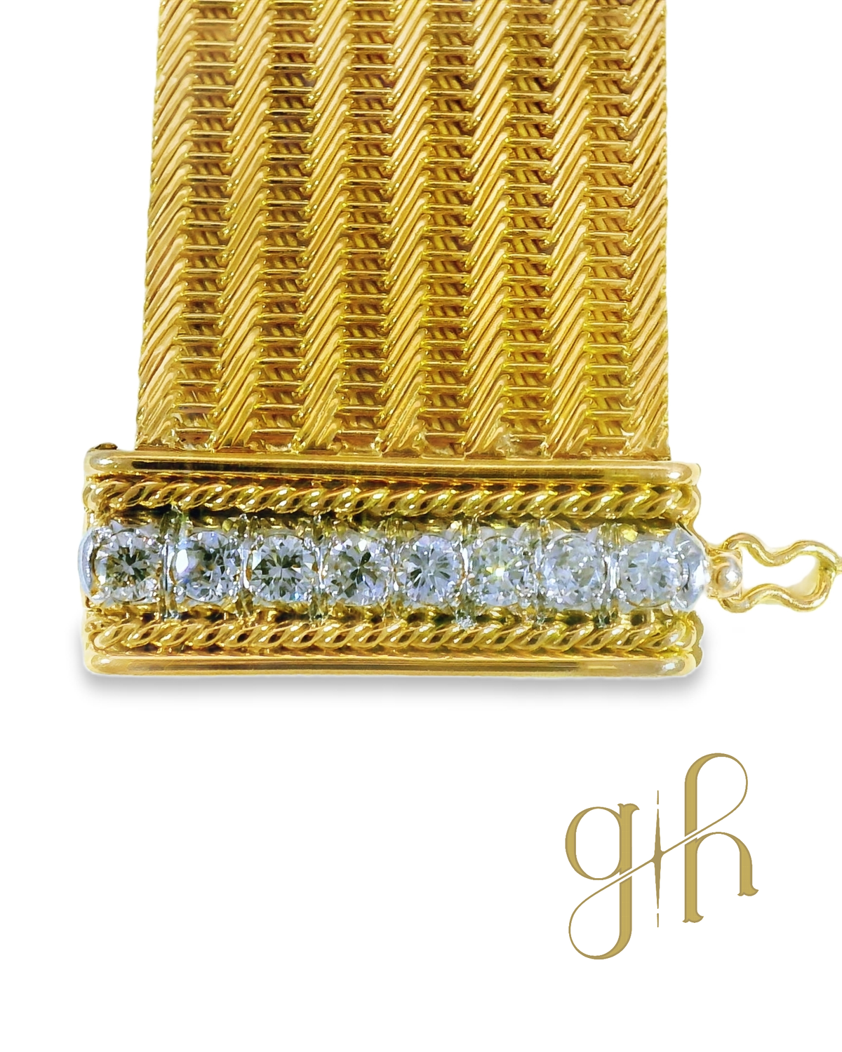 Fox Link Cuff Style Diamond Bracelet