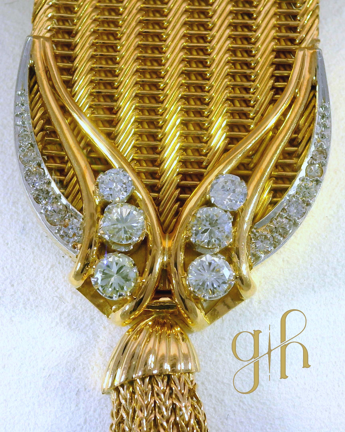 Fox Link Cuff Style Diamond Bracelet